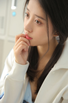 藤井蕾娜
